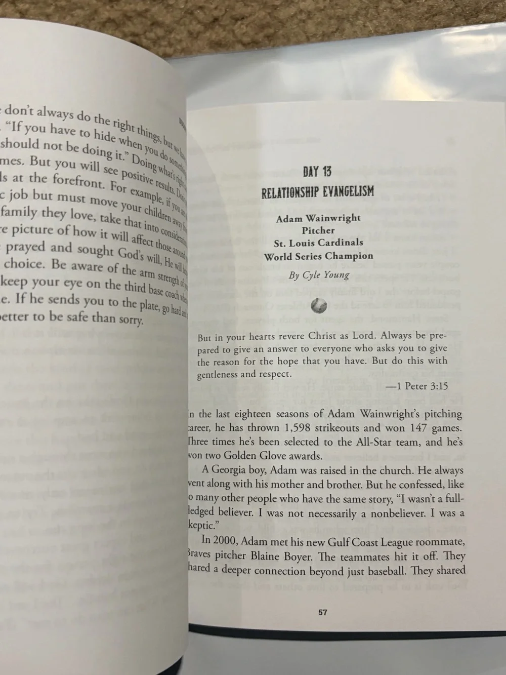 Stars of Faith Dugout Devotions by Del Duduit - Gray Cover